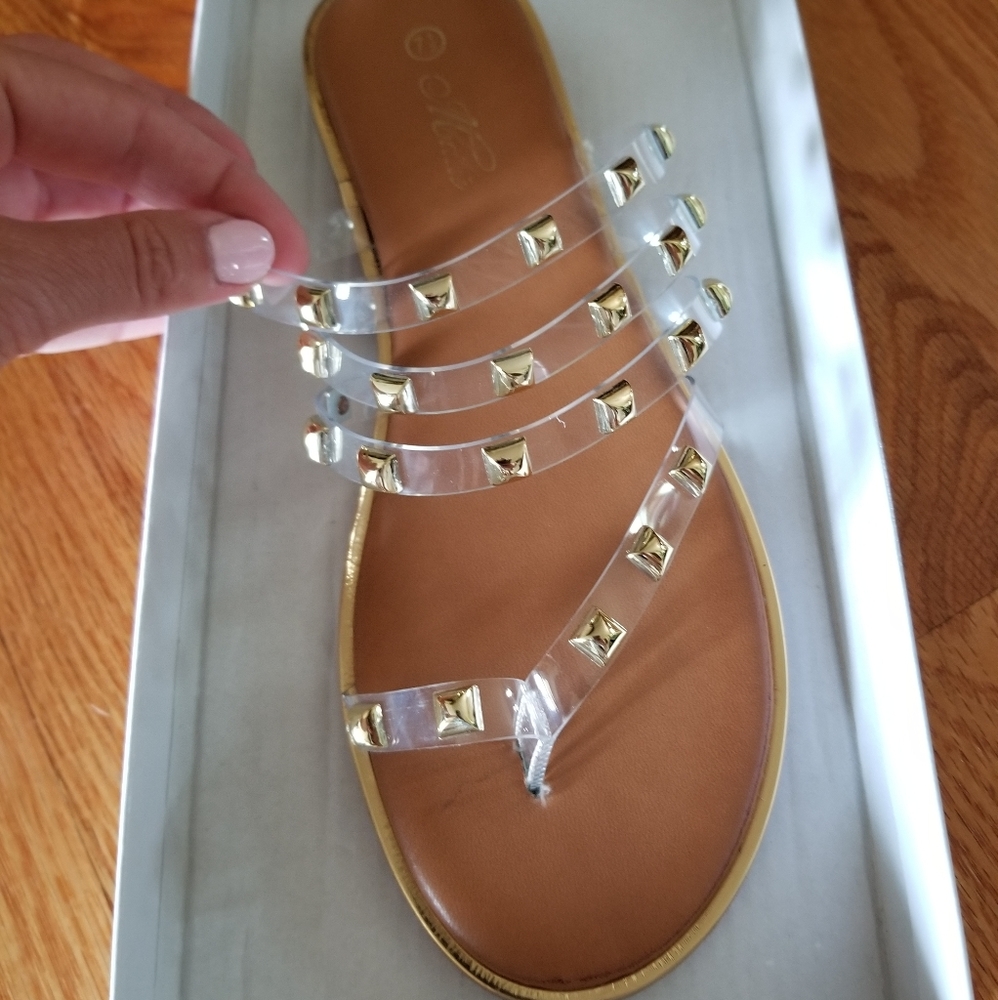 Gel studded sandals! - Picture 1 of 5